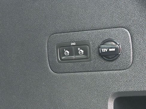 Used 2021 Hyundai Santa Fe Limited FWD image 10