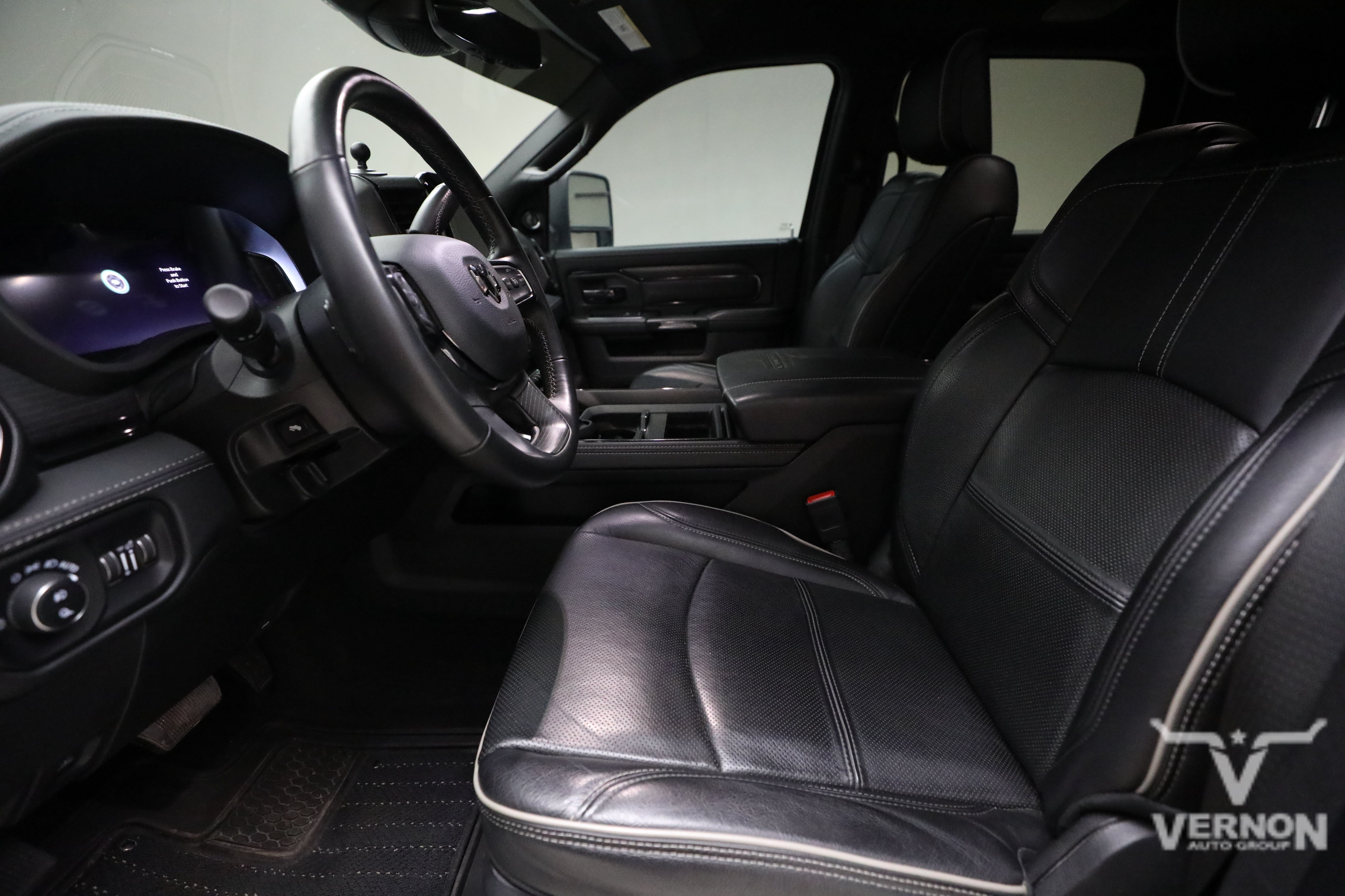 Used 2024 RAM 2500 Limited AWD/4WD image 10