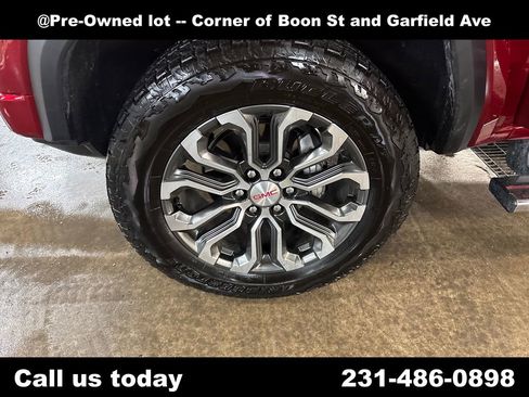 Used 2026 GMC Canyon Denali AWD/4WD image 11