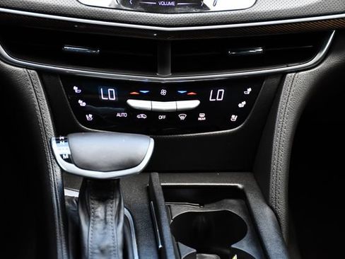 Used 2017 Cadillac CT6 Luxury AWD/4WD image 26