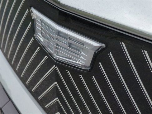 New 2026 Cadillac Vistiq Luxury image 32