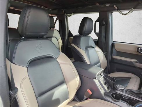 Used 2023 Ford Bronco Wildtrak AWD/4WD image 26