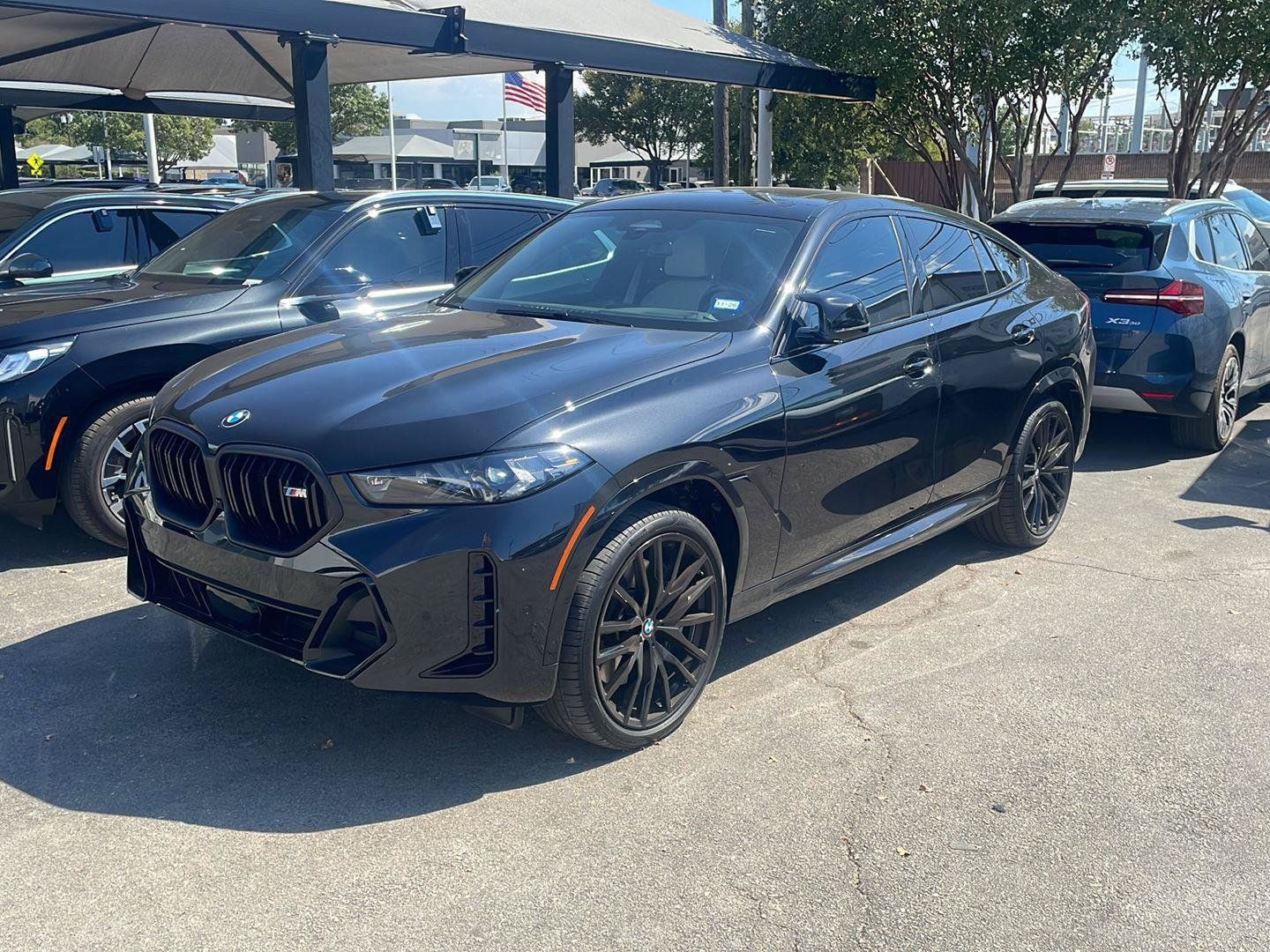 Used 2025 BMW X6 M60i w/ Parking Assistance Package AWD/4WD image 1