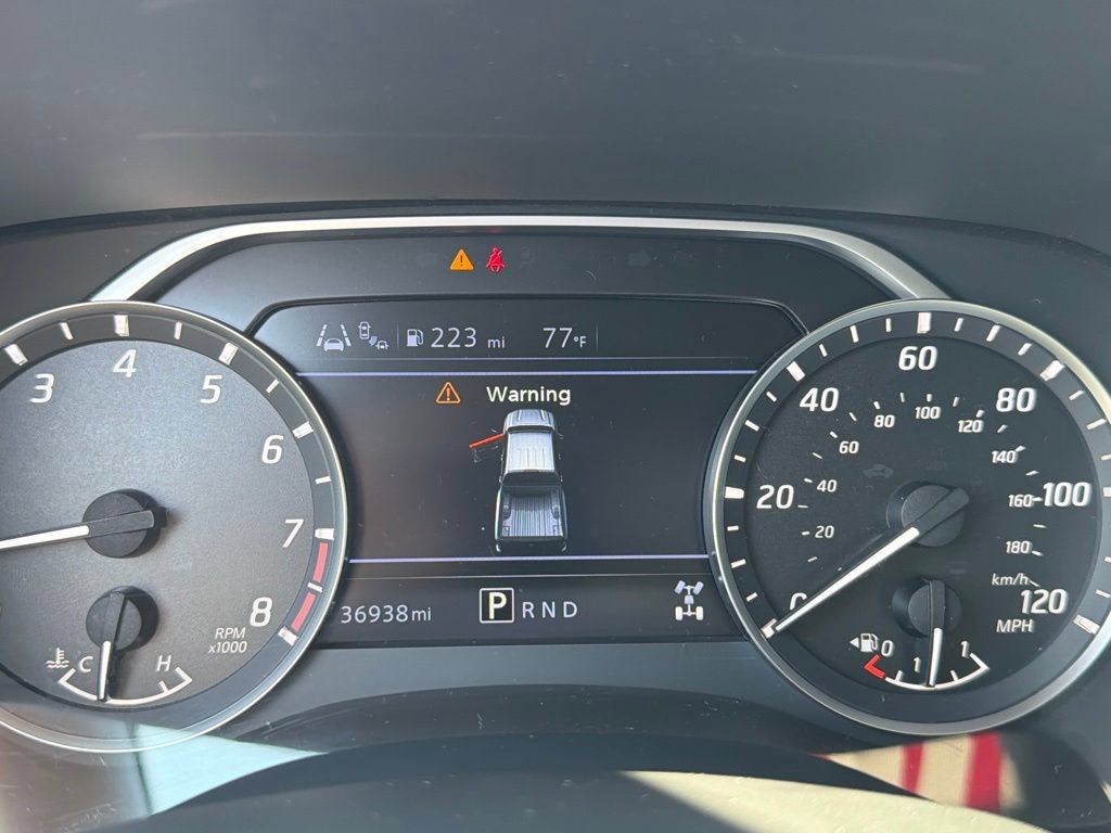 Used 2022 Nissan Frontier SV AWD/4WD image 19