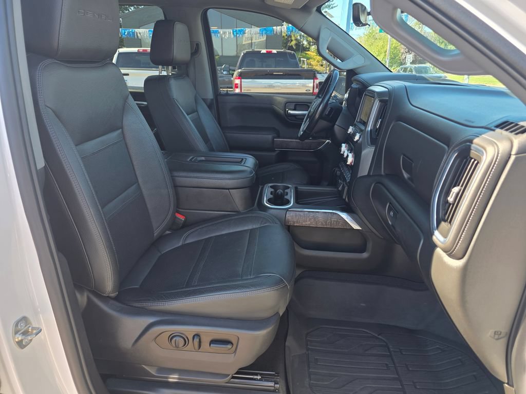 Used 2021 GMC Sierra 1500 Denali w/ Denali Ultimate Package AWD/4WD image 24