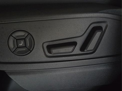 Used 2025 Audi SQ5 Premium Plus AWD/4WD image 19