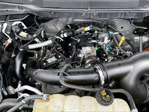 Used 2023 Ford F150 Lariat w/ Equipment Group 502A High AWD/4WD image 32