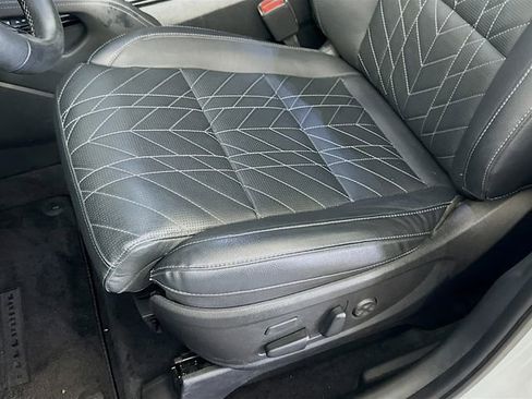 Used 2023 Kia Telluride SX X-Line image 23