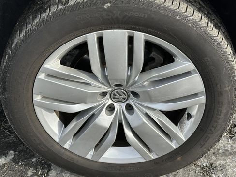 Used 2019 Volkswagen Atlas SE w/ Panoramic Sunroof Package image 10