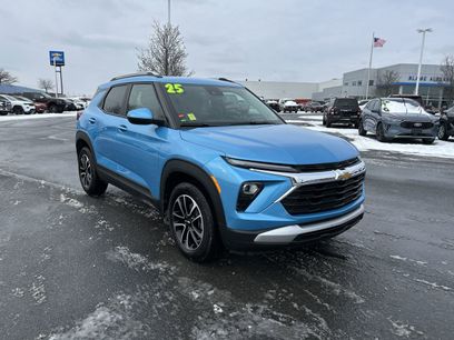Used 2025 Chevrolet TrailBlazer LT w/ Convenience Package