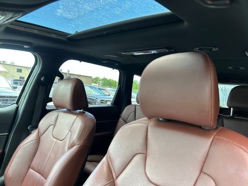 Used 2024 Kia Telluride EX AWD/4WD image 23
