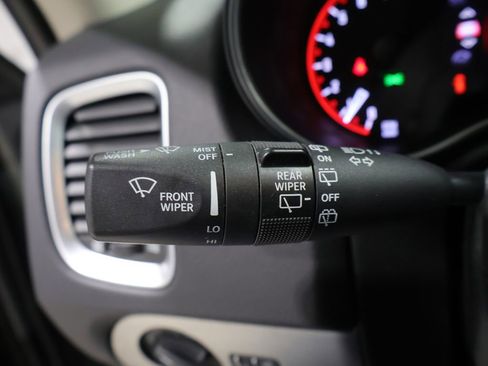 Used 2020 Dodge Durango SXT AWD/4WD image 35