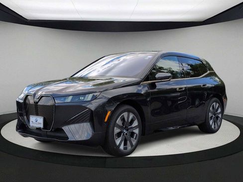 New 2026 BMW iX xDrive45 AWD/4WD image 4