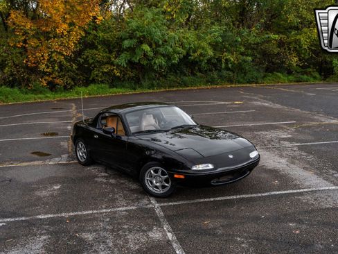 Used 1994 MAZDA MX-5 Miata image 2