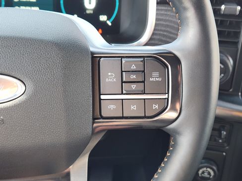 Used 2022 Ford F150 Platinum w/ Equipment Group 701A High image 40