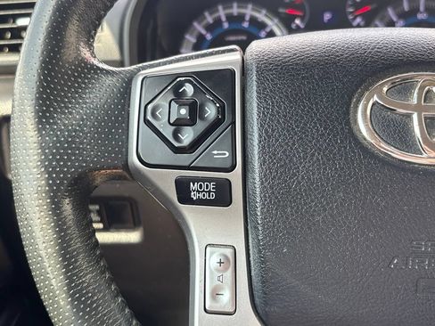 Used 2015 Toyota 4Runner SR5 RWD image 18