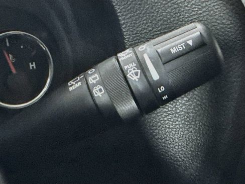 Used 2012 Jeep Wrangler Rubicon w/ PWR Convenience Group AWD/4WD image 14