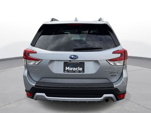 Used 2023 Subaru Forester Touring AWD/4WD image 5