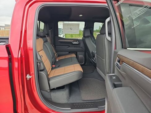 New 2026 Chevrolet Silverado 1500 High Country w/ Technology Package AWD/4WD image 28