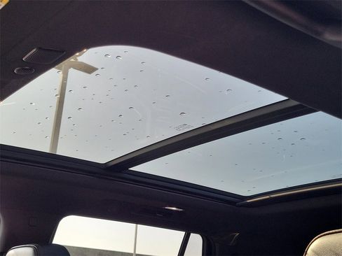 Certified 2021 Chevrolet Tahoe High Country image 17