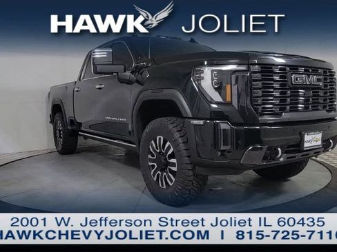 Used 2024 GMC Sierra 2500 Denali Ultimate AWD/4WD image 9