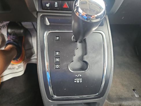 Used 2014 Jeep Patriot Latitude AWD/4WD image 28