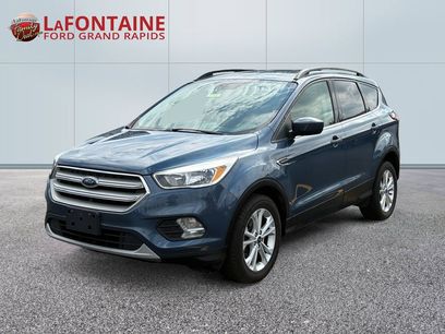 Used 2018 Ford Escape SE w/ SE Sync 3 Package