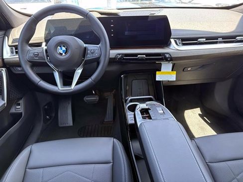 New 2026 BMW X1 xDrive28i w/ Technology Package AWD/4WD image 17