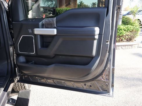 Used 2019 Ford F250 Lariat w/ Lariat Ultimate Package image 51