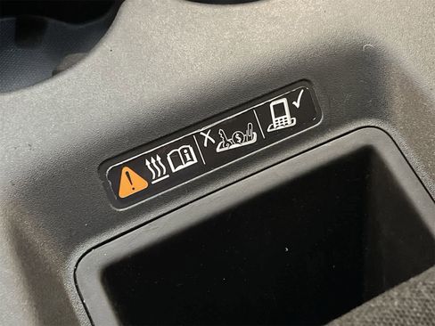 Certified 2024 Honda Prologue EX image 32