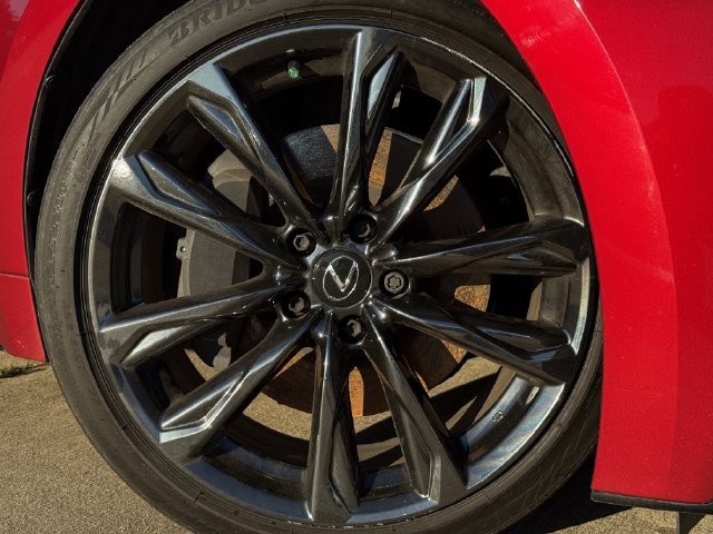 Used 2024 Lexus IS 350 F Sport RWD image 9