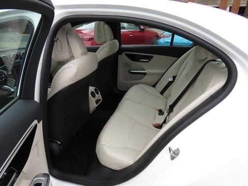 Used 2025 Mercedes-Benz C 300 4MATIC Sedan image 20