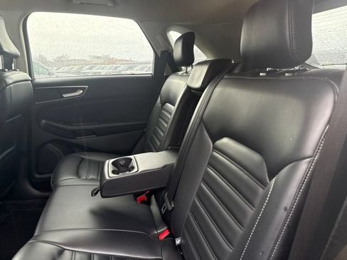Used 2024 Ford Edge SEL AWD/4WD image 10