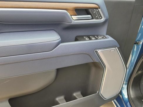 New 2026 Chevrolet Silverado 2500 High Country w/ High Country Premium Package AWD/4WD image 15