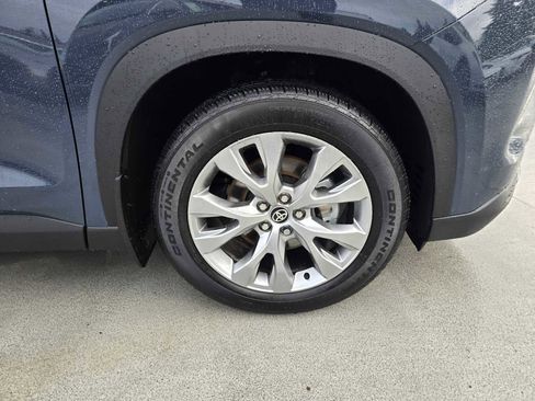 Used 2025 Toyota Grand Highlander Limited image 9