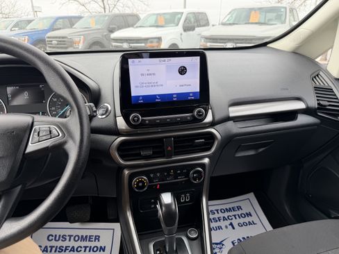 Certified 2021 Ford EcoSport SE image 10