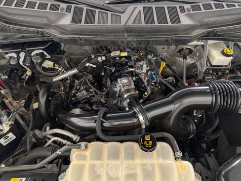 Certified 2021 Ford F150 XLT w/ Equipment Group 302A High image 7