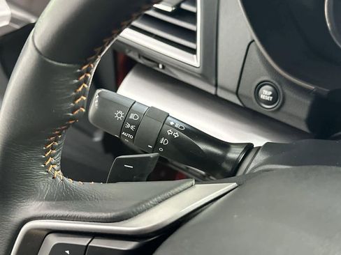 Used 2018 Subaru Crosstrek 2.0i Limited image 16