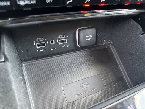 Used 2022 Jeep Grand Cherokee L Laredo w/ Luxury Tech Group I image 29