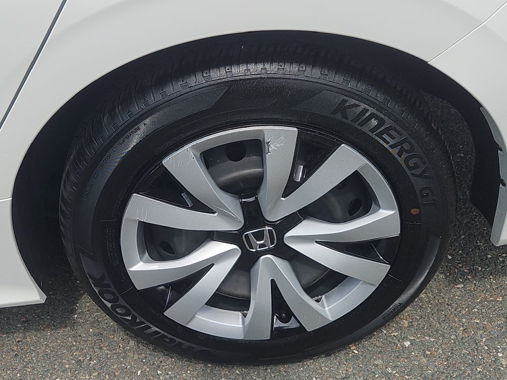 Certified 2025 Honda Civic LX image 8