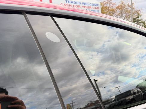 Used 2022 Tesla Model 3 Long Range image 38