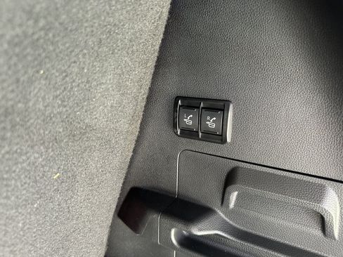 Used 2024 Toyota Sequoia TRD Pro AWD/4WD image 32