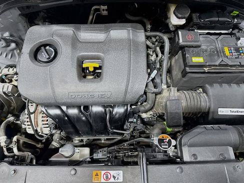 Used 2023 Kia Soul LX w/ LX Technology Package FWD image 28