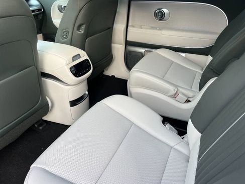 New 2026 Hyundai Ioniq 9 Calligraphy w/ Tow & Go Package image 4