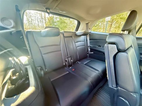 Used 2018 Honda Pilot Touring image 25