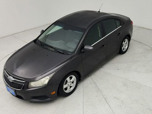 Used 2014 Chevrolet Cruze LT image 34