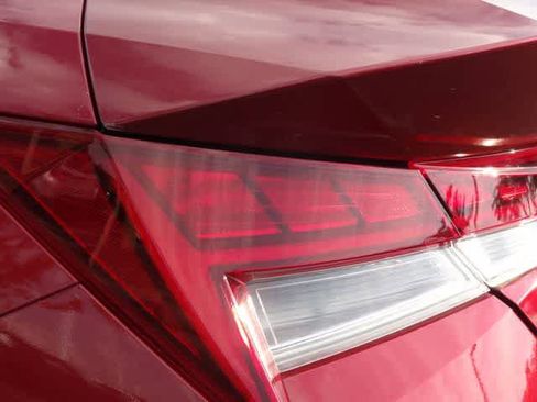 Used 2024 Hyundai Elantra SEL w/ Convenience Package FWD image 21
