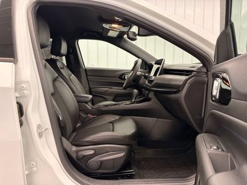 Used 2025 Jeep Compass Latitude w/ Altitude Special Edition AWD/4WD image 11