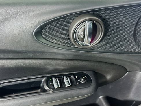 Used 2017 MINI Cooper Clubman ALL4 image 23