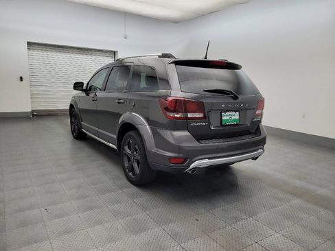 Used 2019 Dodge Journey Crossroad w/ Driver Convenience Group FWD image 5